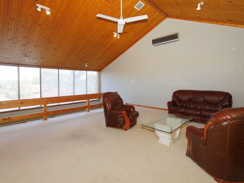 35 Mannion  Way, Kardinya WA 6163