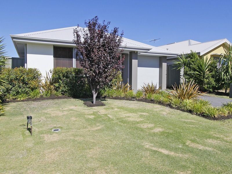 32 Leontes Way, Coolbellup WA 6163