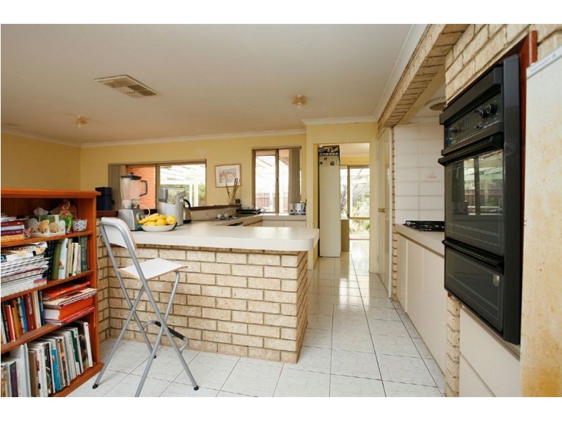 20 Sandover Crescent, Winthrop WA 6150