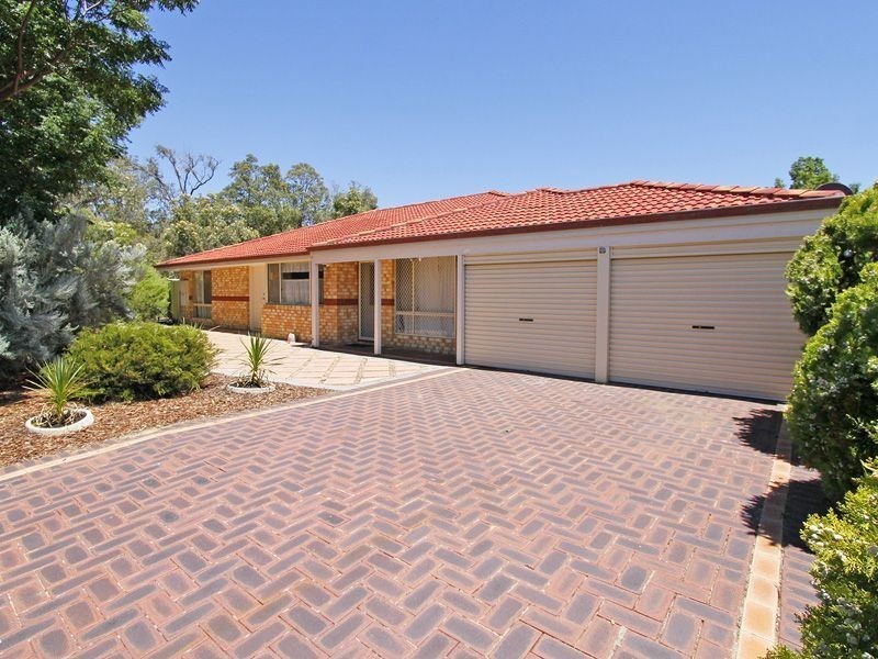 5 Paddington Court, Bibra Lake WA 6163