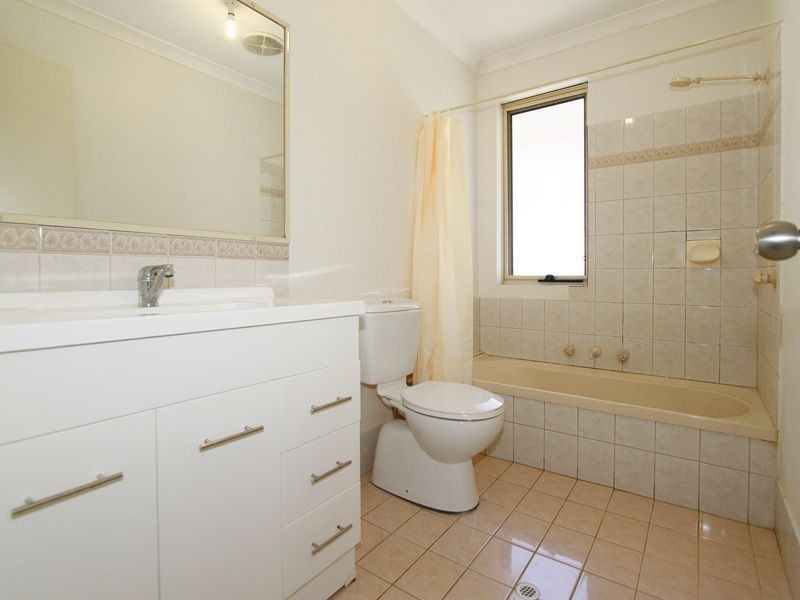 5 Paddington Court, Bibra Lake WA 6163