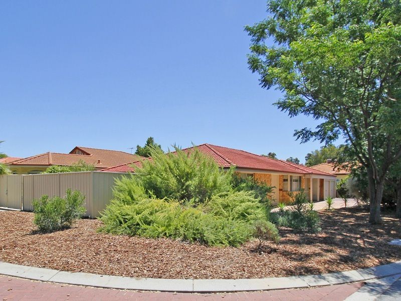 5 Paddington Court, Bibra Lake WA 6163