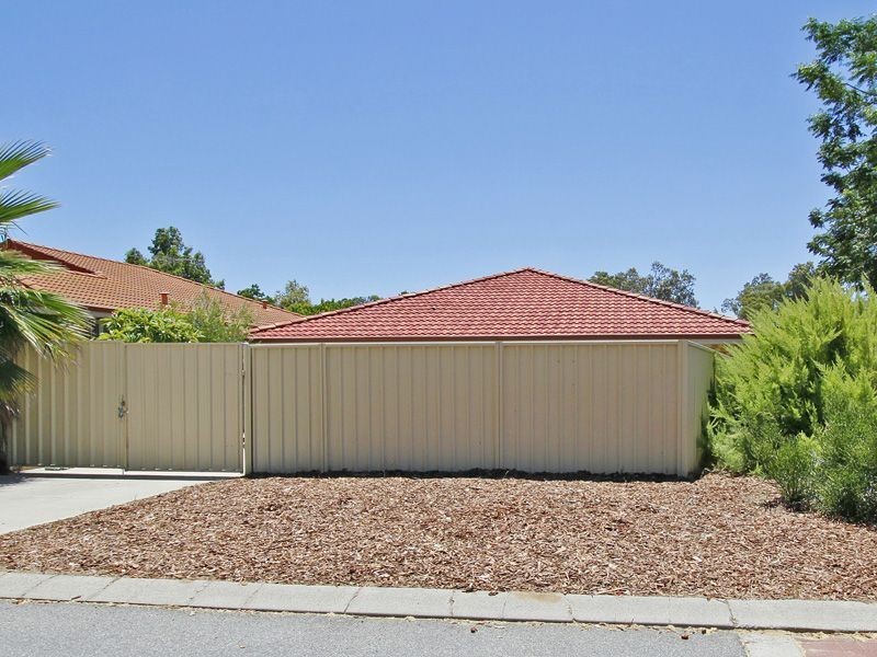 5 Paddington Court, Bibra Lake WA 6163