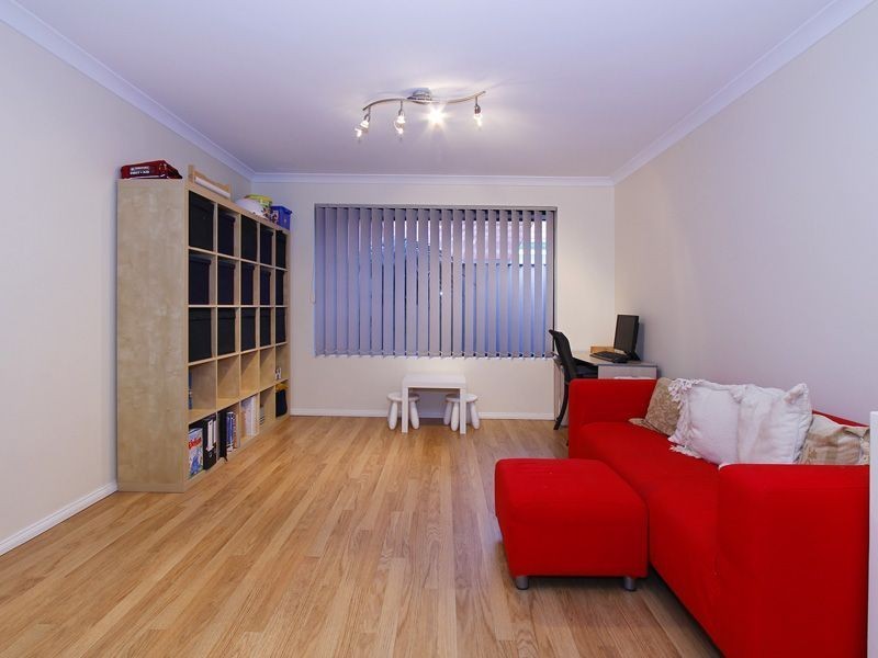 32 Paitt Street, Willagee WA 6156
