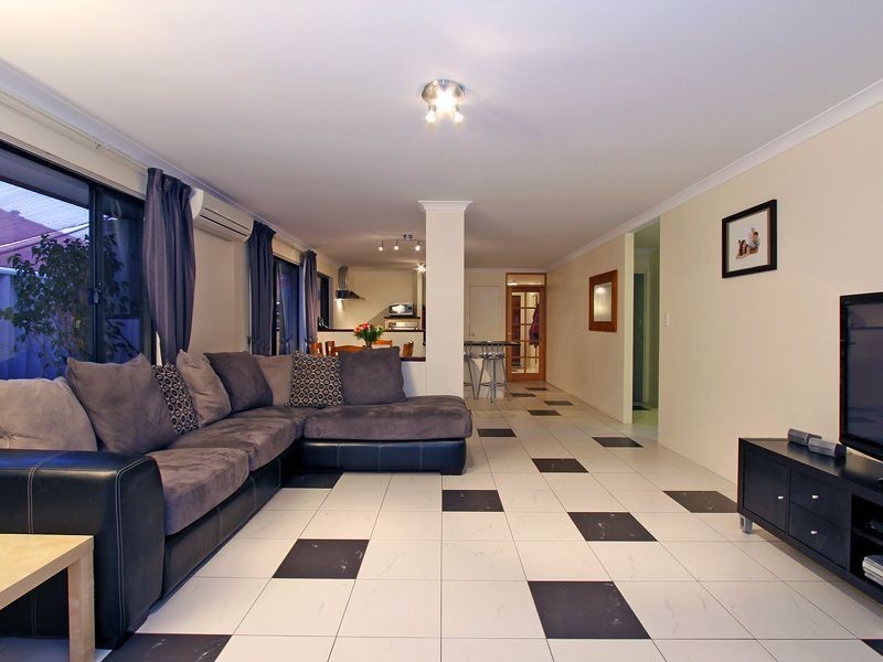 32 Paitt Street, Willagee WA 6156