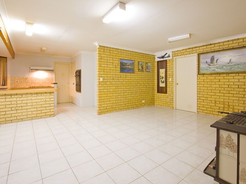16 Scouler Way, Bateman WA 6150