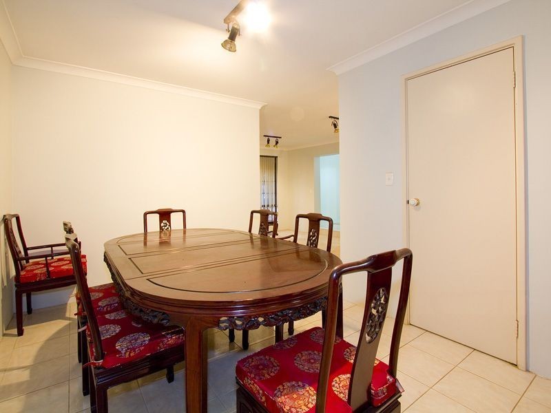 16 Scouler Way, Bateman WA 6150