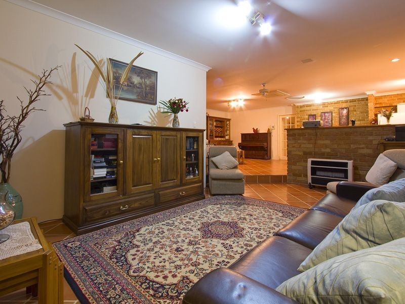 25 Steffanoni Place, Kardinya WA 6163