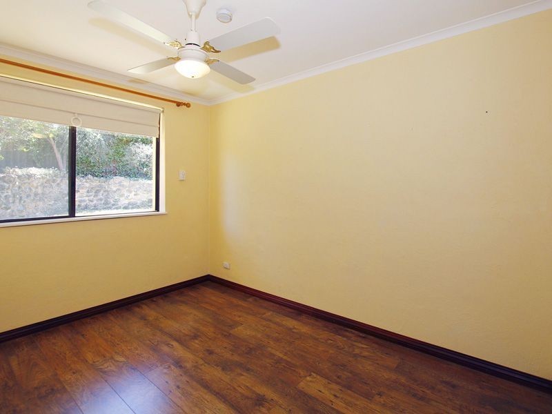 16 Barclay Road, Kardinya WA 6163