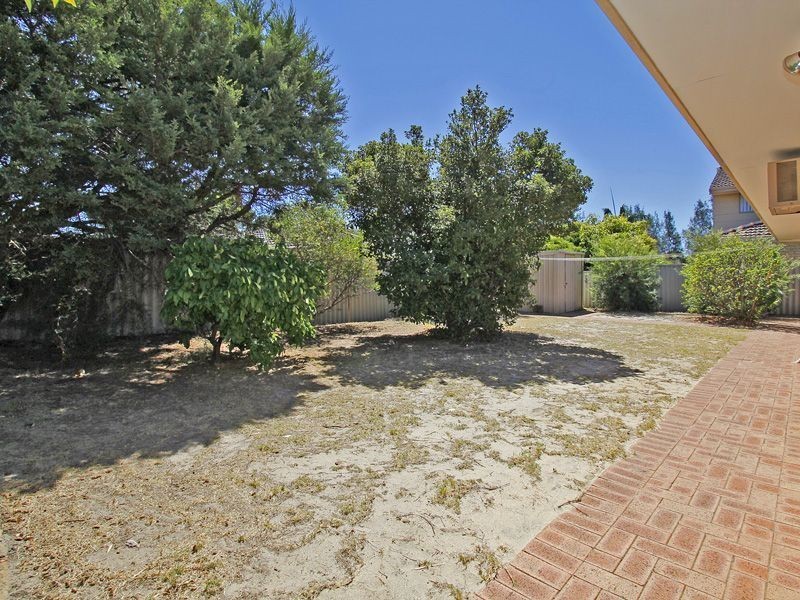 11 Edmiston Way, Winthrop WA 6150