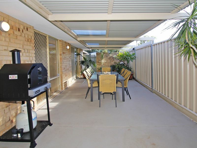 24 Sowden Drive, Samson WA 6163