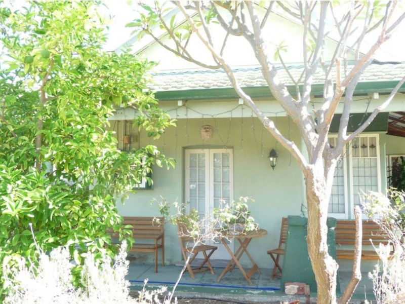 1 Henry Street, East Cannington WA 6107