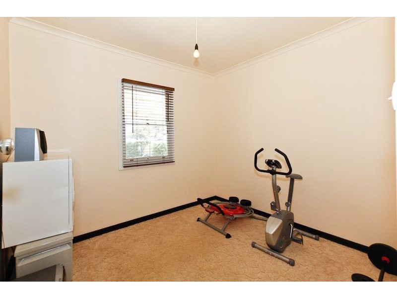 24 Camillo Street, Coolbellup WA 6163