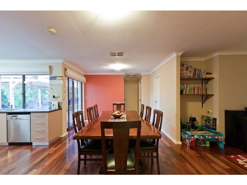 11 Stevens Place, Kardinya WA 6163