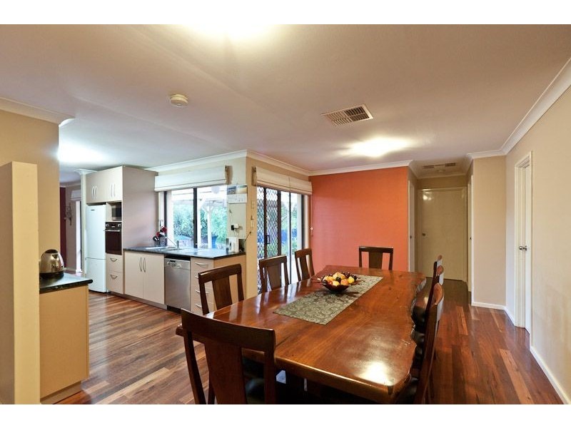 11 Stevens Place, Kardinya WA 6163