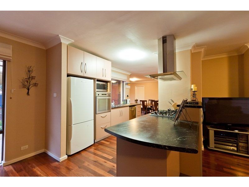 11 Stevens Place, Kardinya WA 6163