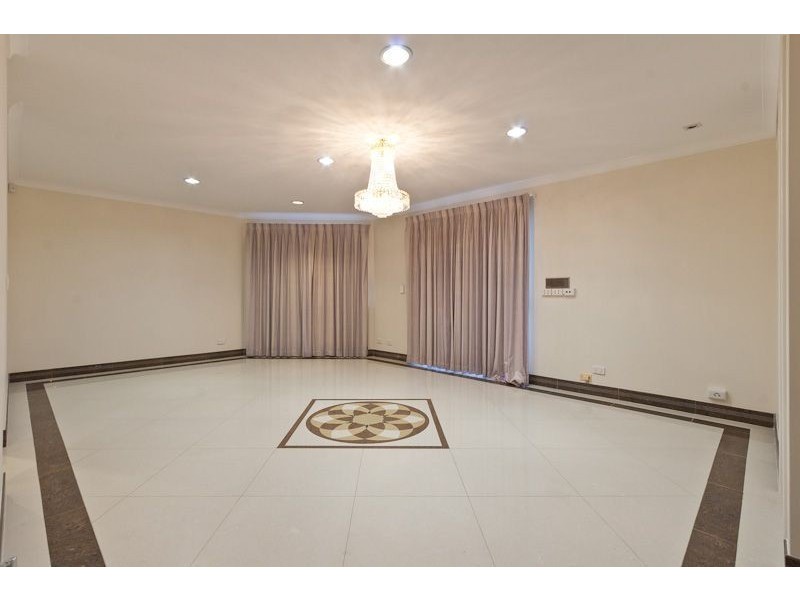 30 James Road, Kardinya WA 6163