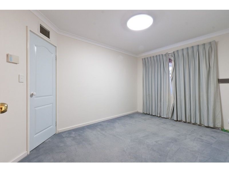 30 James Road, Kardinya WA 6163