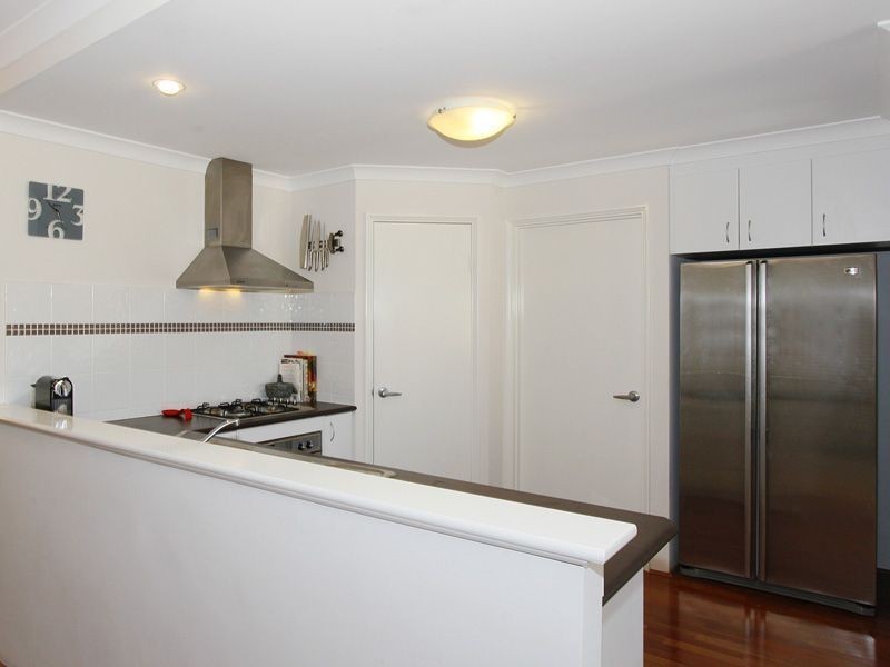 4B Observatory Avenue, Aubin Grove WA 6164