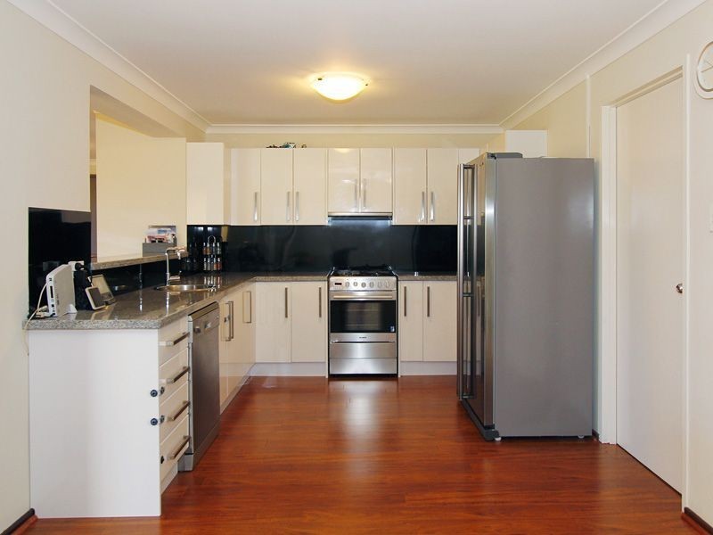 1 Hanrahan Loop, Kardinya WA 6163