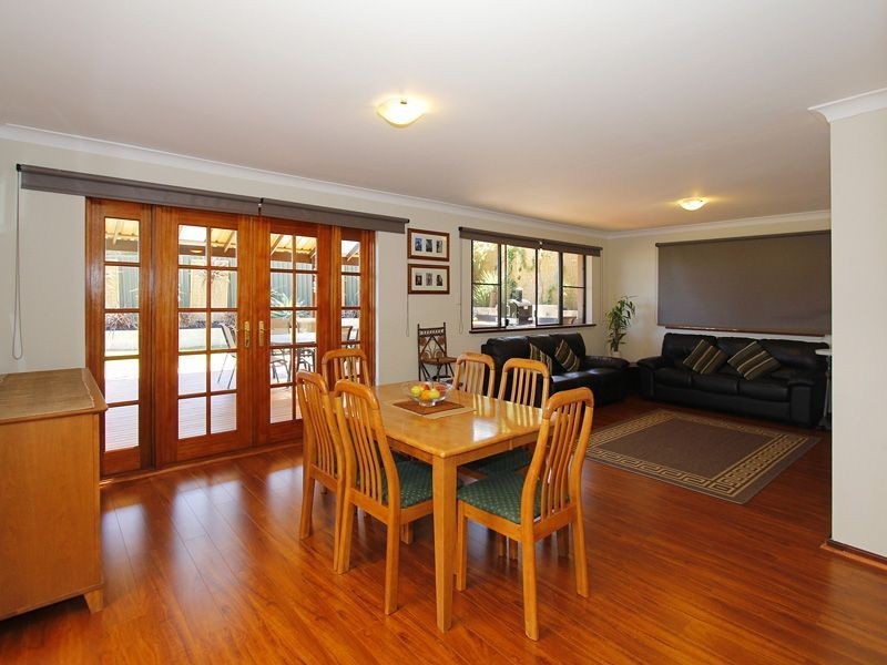 1 Hanrahan Loop, Kardinya WA 6163