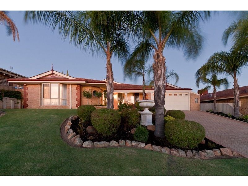 35 Kingston Place, Kardinya WA 6163