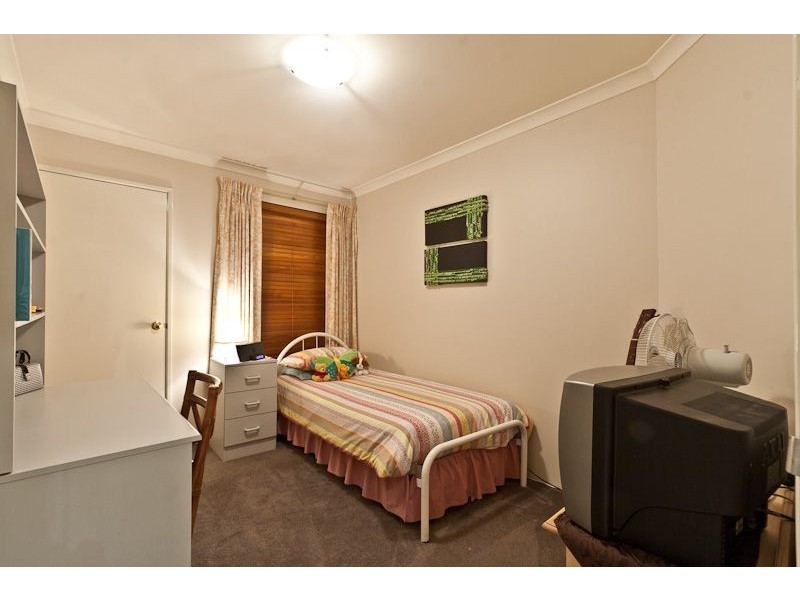 35 Kingston Place, Kardinya WA 6163