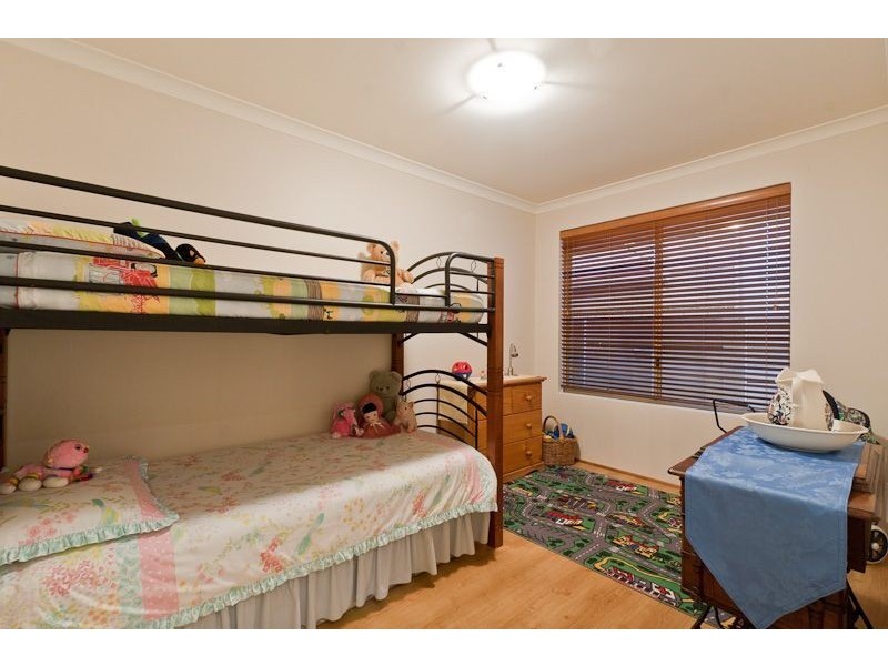 35 Kingston Place, Kardinya WA 6163