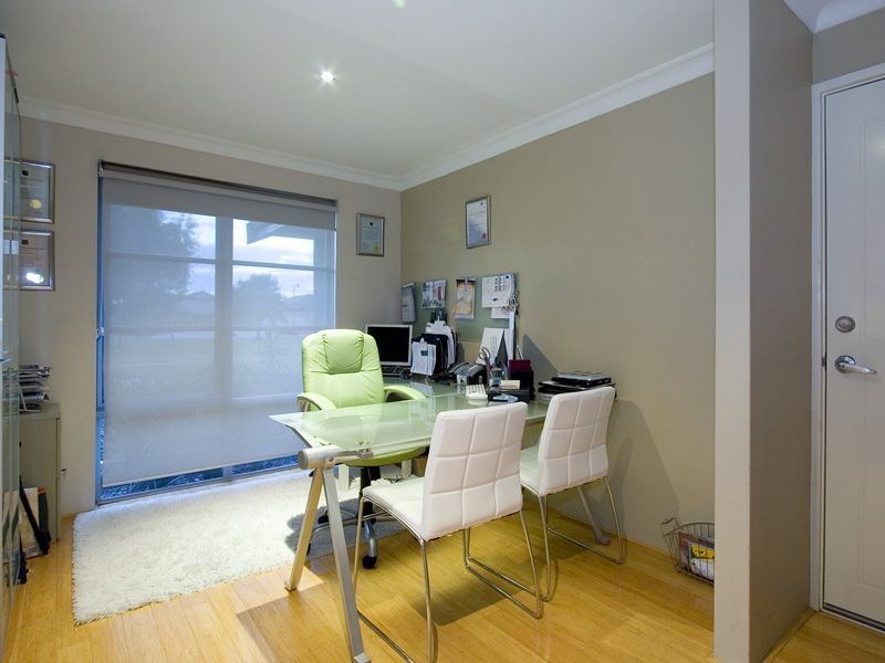 19 Blue Mountain Circuit, Aubin Grove WA 6164