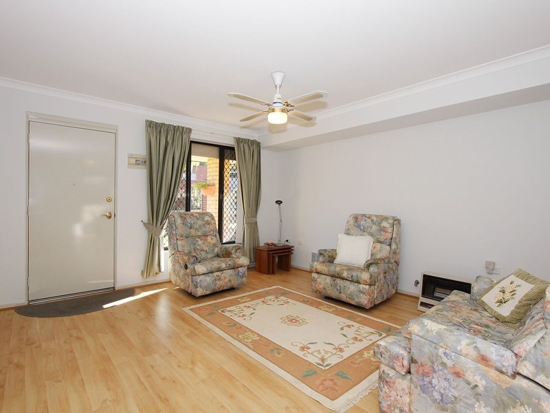 8/42 Gillett Drive, Kardinya WA 6163