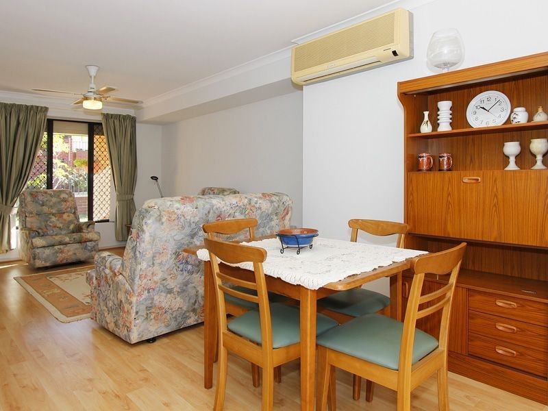 8/42 Gillett Drive, Kardinya WA 6163