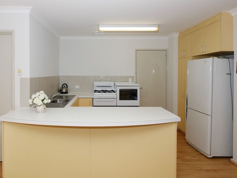 8/42 Gillett Drive, Kardinya WA 6163