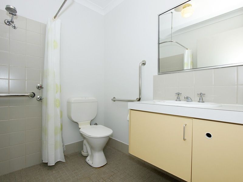 8/42 Gillett Drive, Kardinya WA 6163