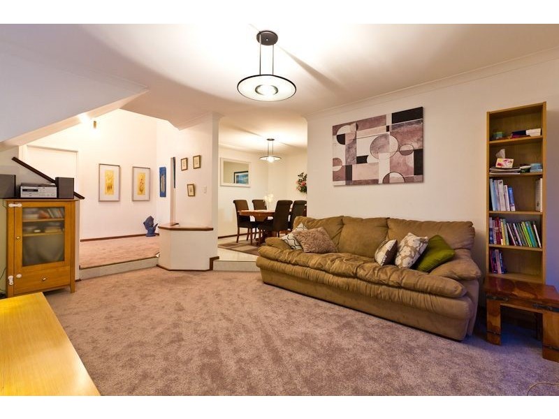 10 Cusack Way, Kardinya WA 6163