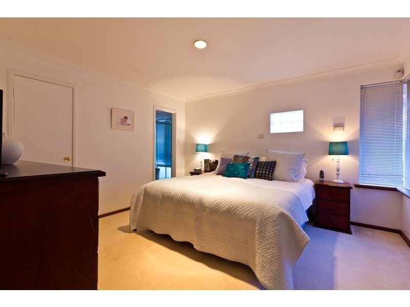 10 Cusack Way, Kardinya WA 6163