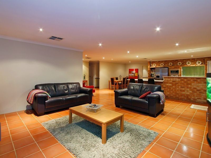 10 Jarman Close, Kardinya WA 6163