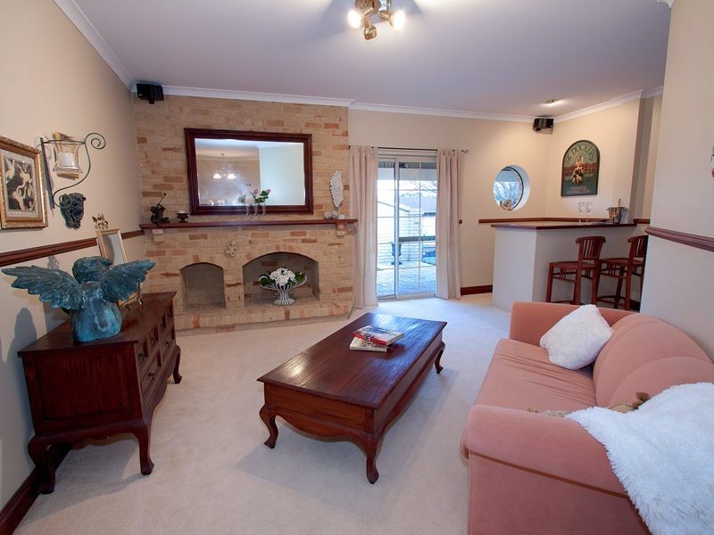 1 Clifton Court, Kardinya WA 6163