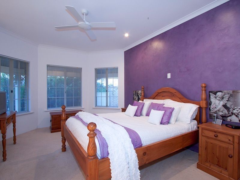 1 Clifton Court, Kardinya WA 6163