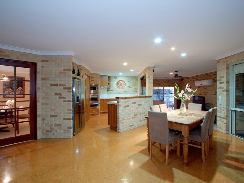 1 Clifton Court, Kardinya WA 6163