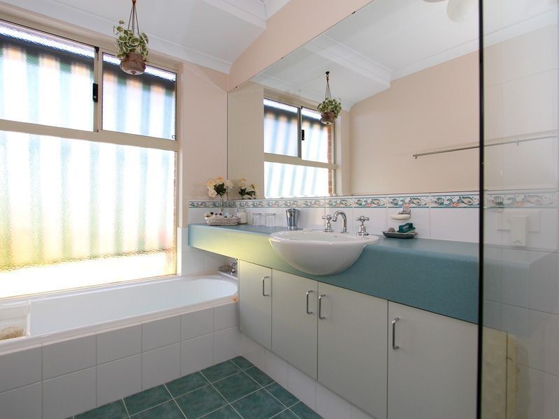 19 Aitken Drive, Winthrop WA 6150