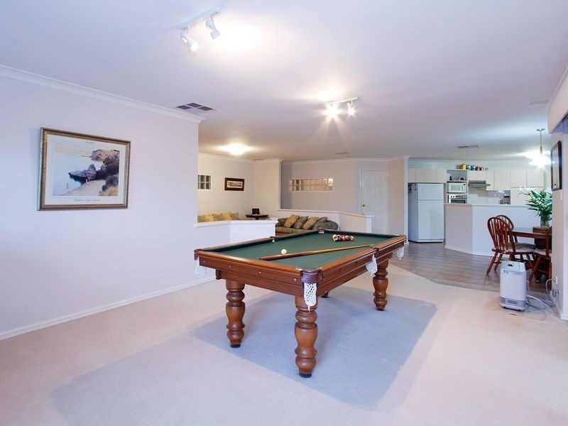 23 McMahon Way, Kardinya WA 6163
