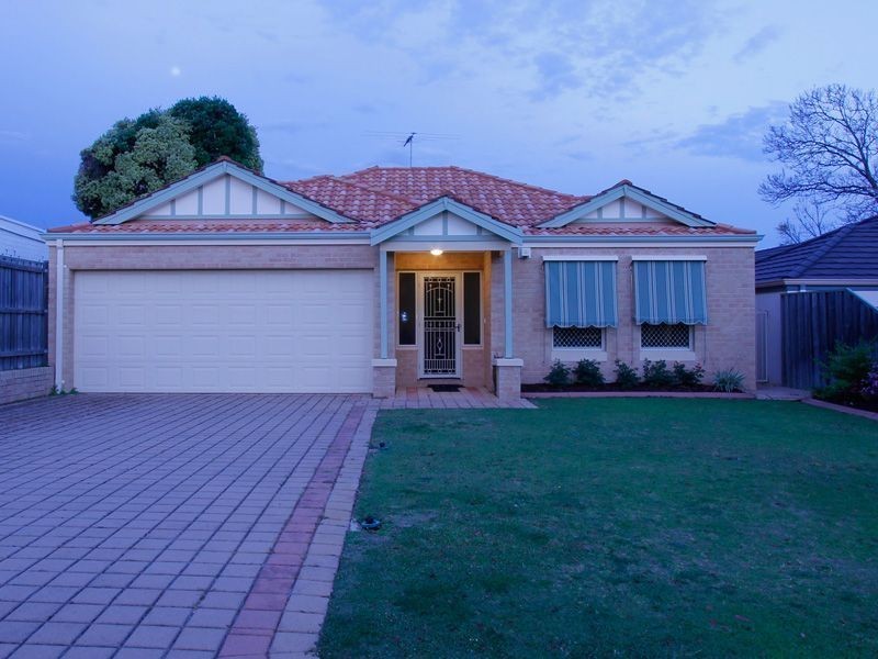 16 Welby Place, Myaree WA 6154