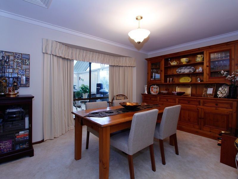 5 Baird Place, Samson WA 6163