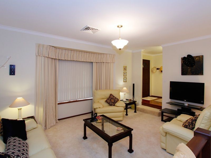 5 Baird Place, Samson WA 6163