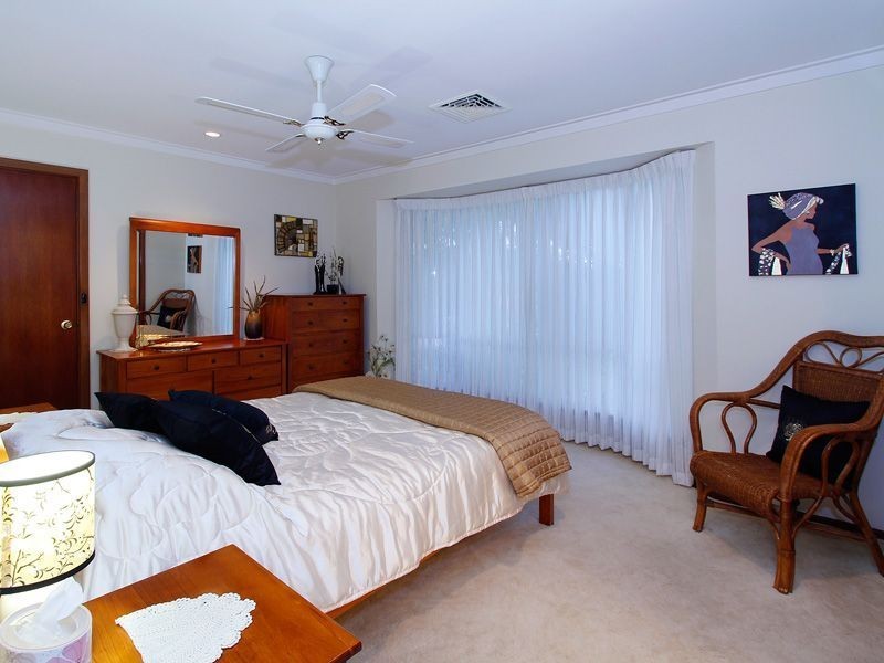 5 Baird Place, Samson WA 6163