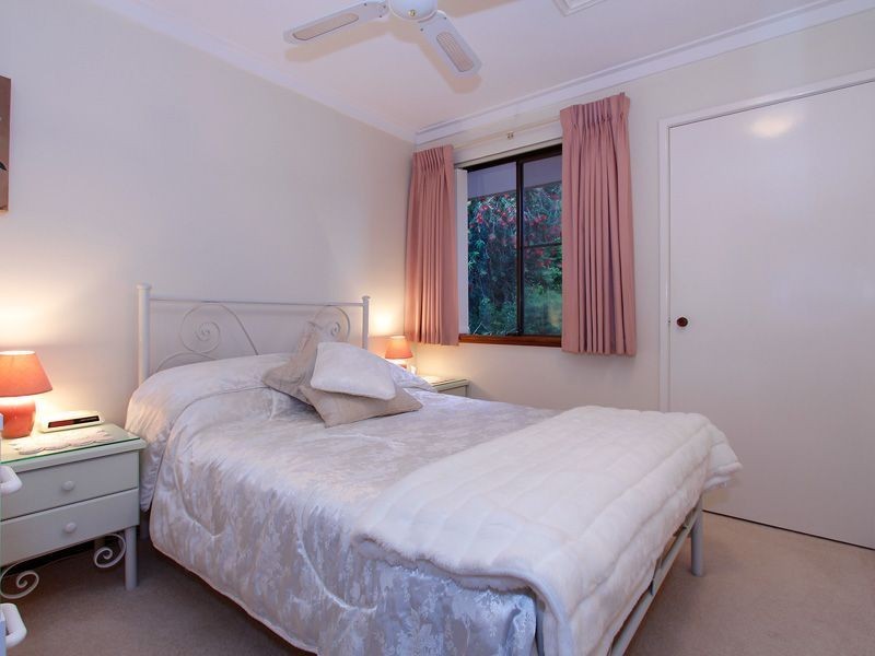 5 Baird Place, Samson WA 6163