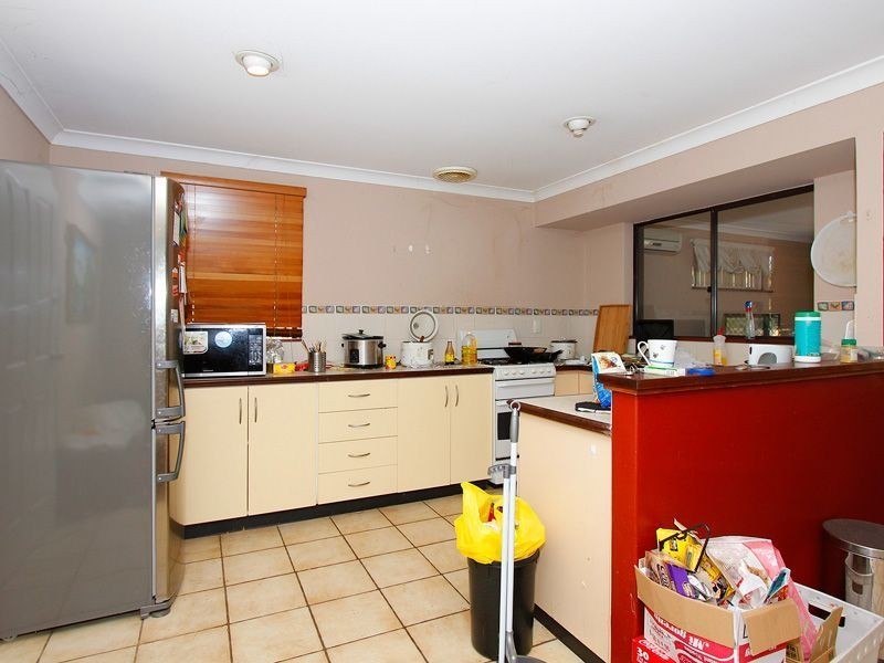 8 Plumridge Way, South Lake WA 6164