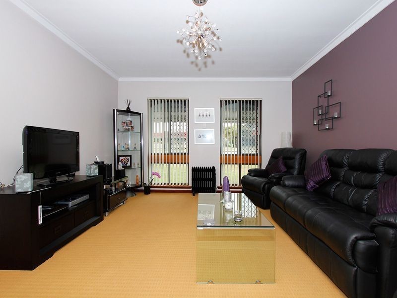 76 Winterfold Road, Samson WA 6163