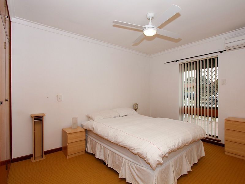 76 Winterfold Road, Samson WA 6163