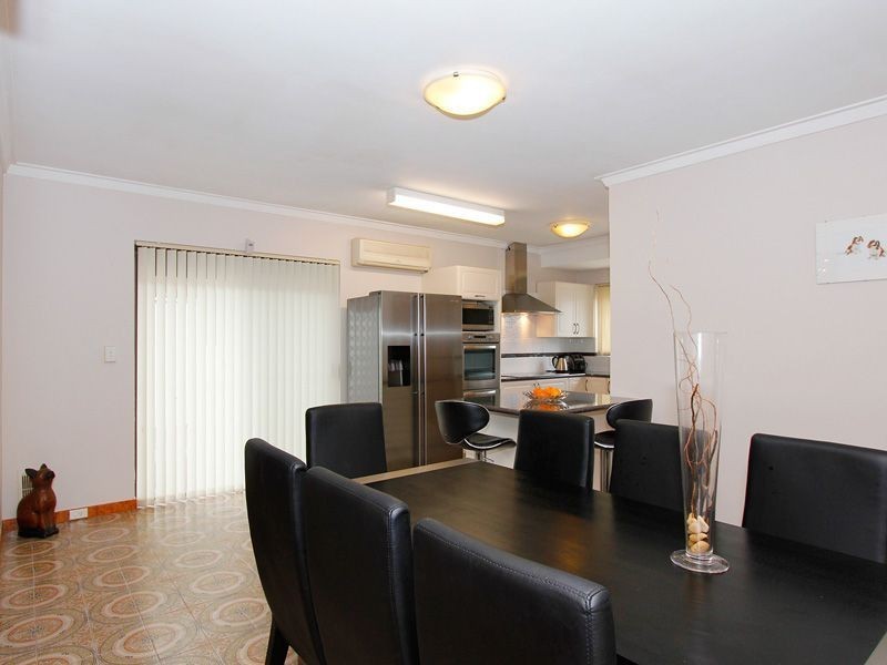 76 Winterfold Road, Samson WA 6163